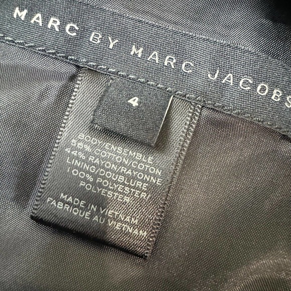Marc by Marc Jacobs Sheath Dress Size 4 Black Silky Classic Sleeveless Cocktail - Picture 10 of 16